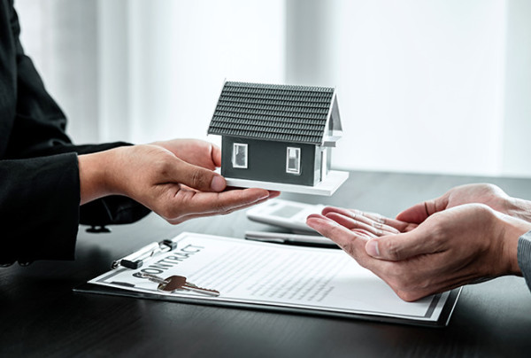 Direkter Verkauf von Immobilien im Eigentum der Gemeinde